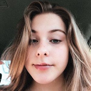 Meet your Posher, Kelsey